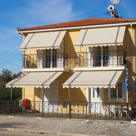 Dimitris Studios Karavomylos Exterior photo